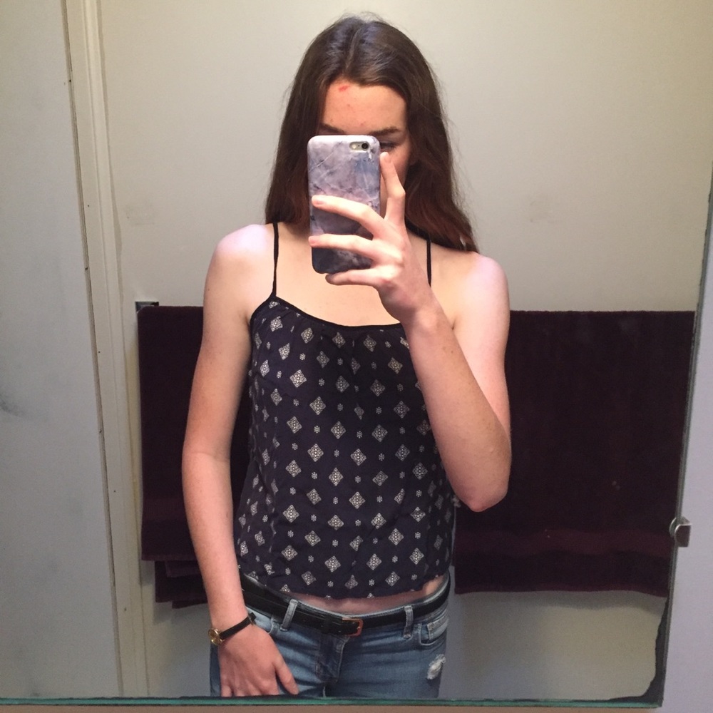 purple & white pattern tank top